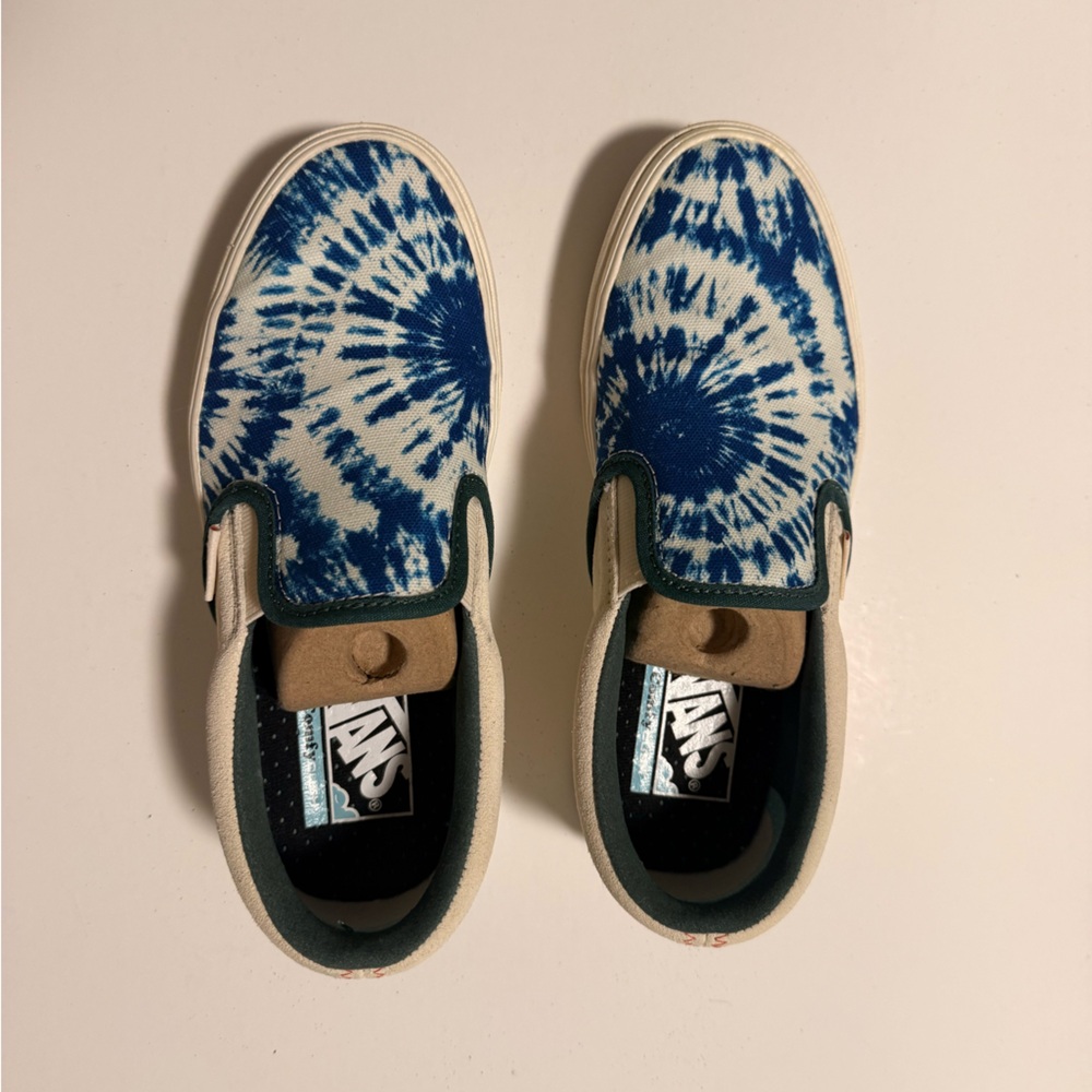 LIKE NEW-Vans Blue and White Tie-Dye Sneakers - Picture 2 of 10